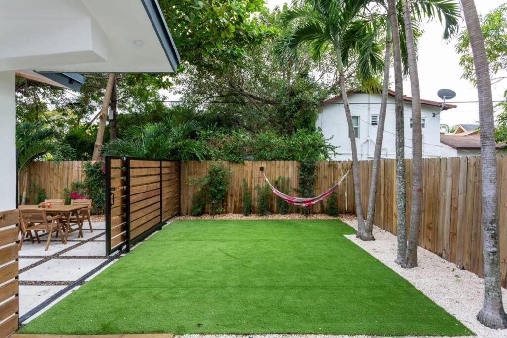 Вілла Casa Madeira @ The Heart Of Miami Design District Екстер'єр фото